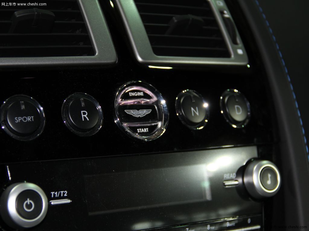 [A]-阿斯顿-马丁 V8 Vantage S 车展