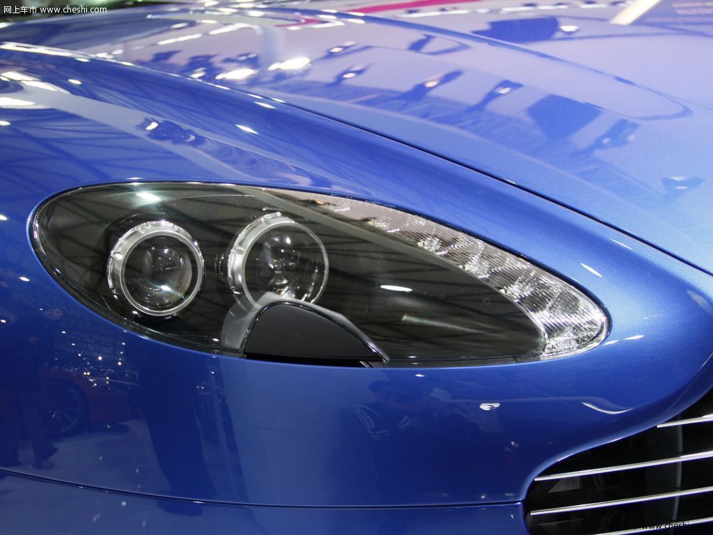 [A]-阿斯顿-马丁 V8 Vantage S 车展