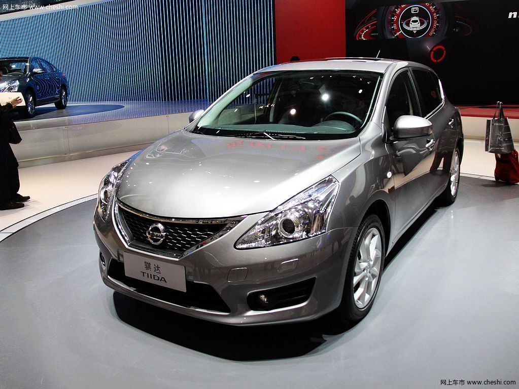 东风日产+新骐达+车展