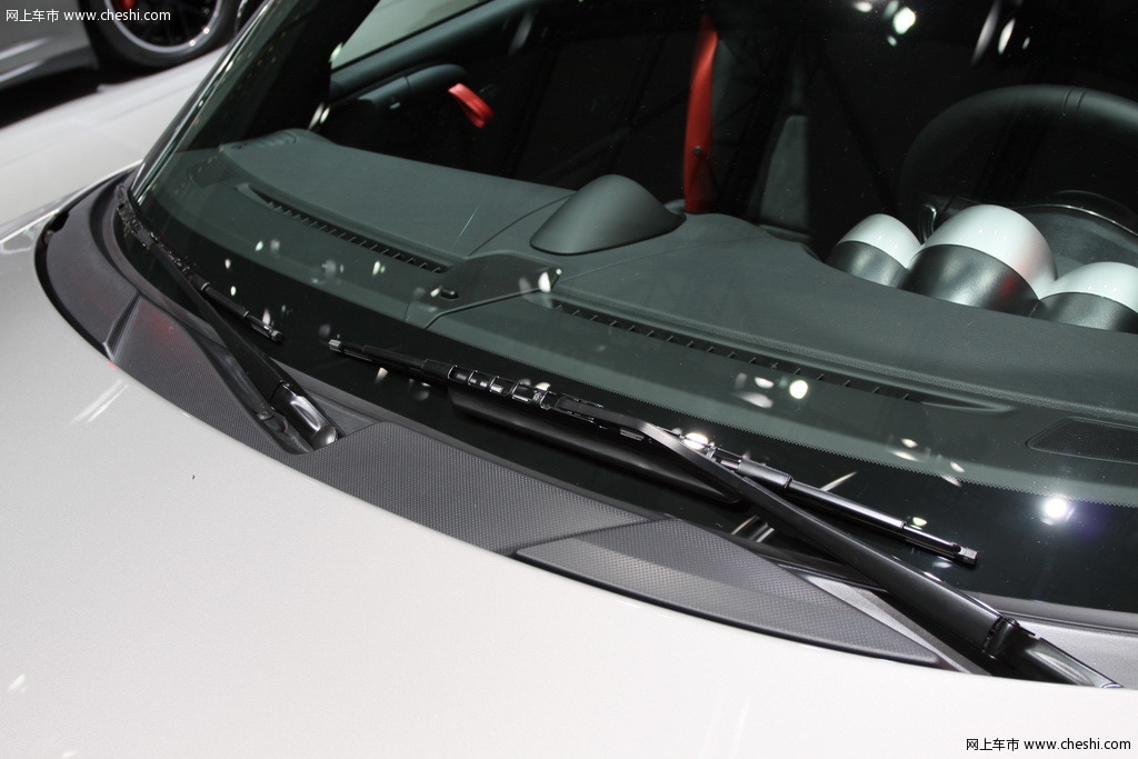 保时捷 cayman R