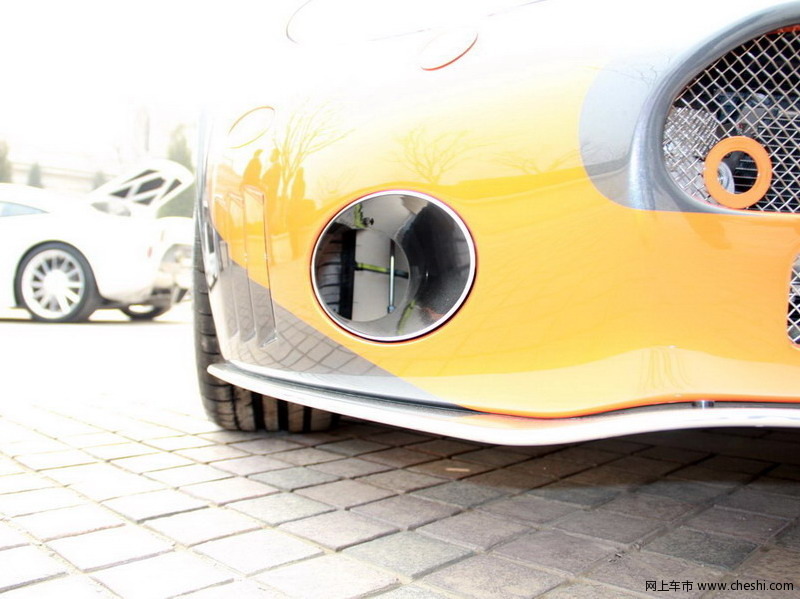 C8 Laviolette LM85