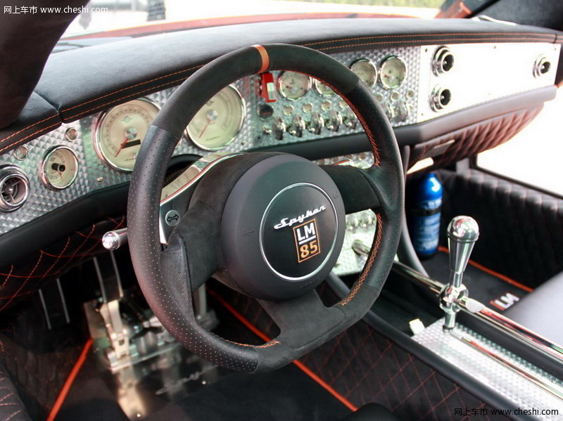 C8 Laviolette LM85