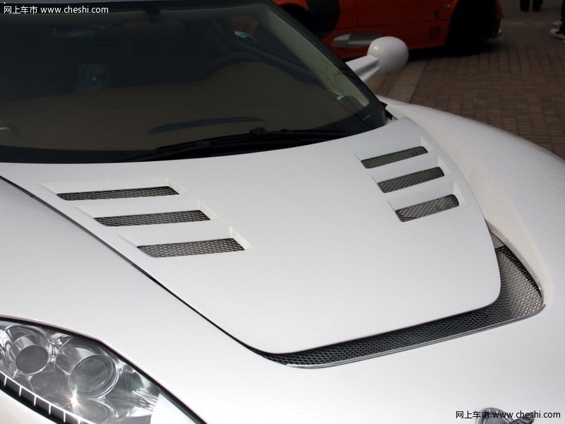 C8 AILERON