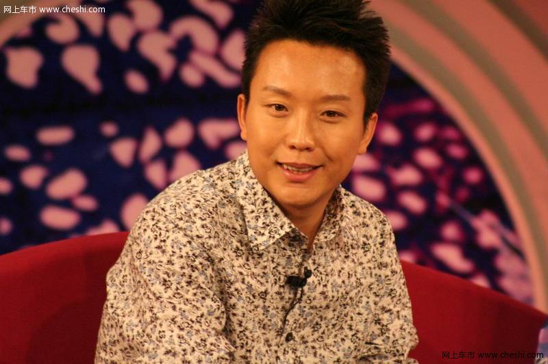 李玉刚
