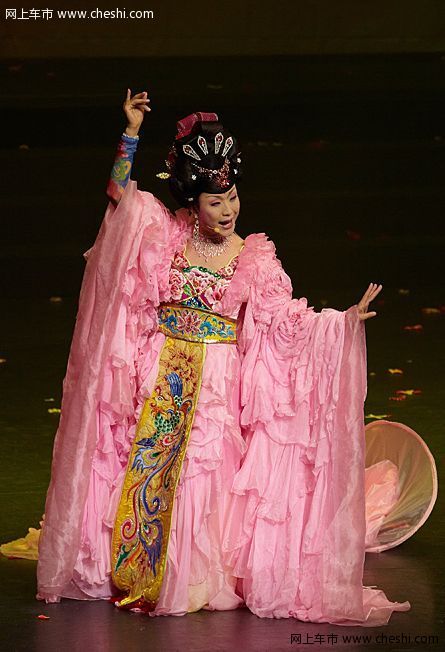 李玉刚
