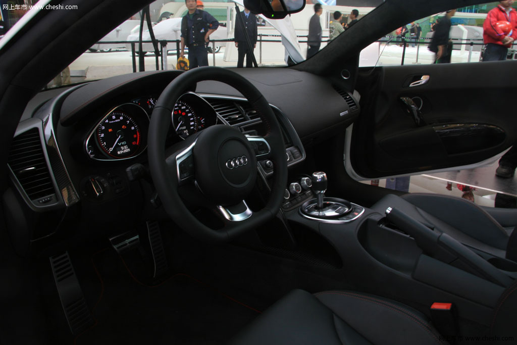 奥迪R8 V10