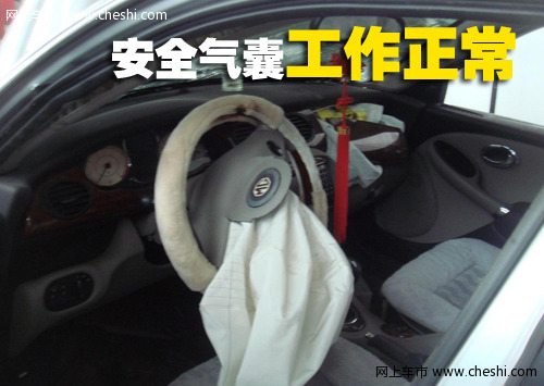 MG名爵MG7 车祸