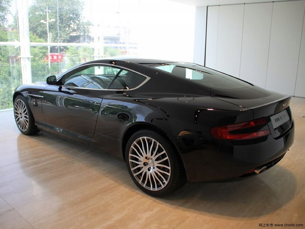 【阿斯顿马丁db9原图展示201324x201324-阿