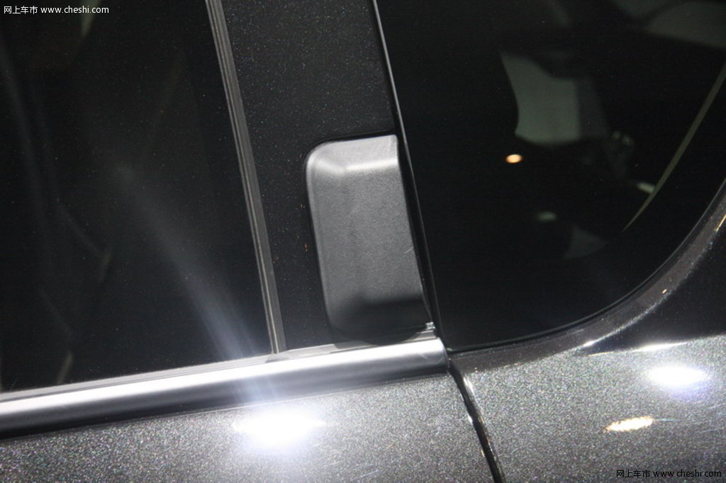 【指南者原图展示163823X163823-Jeep吉普指