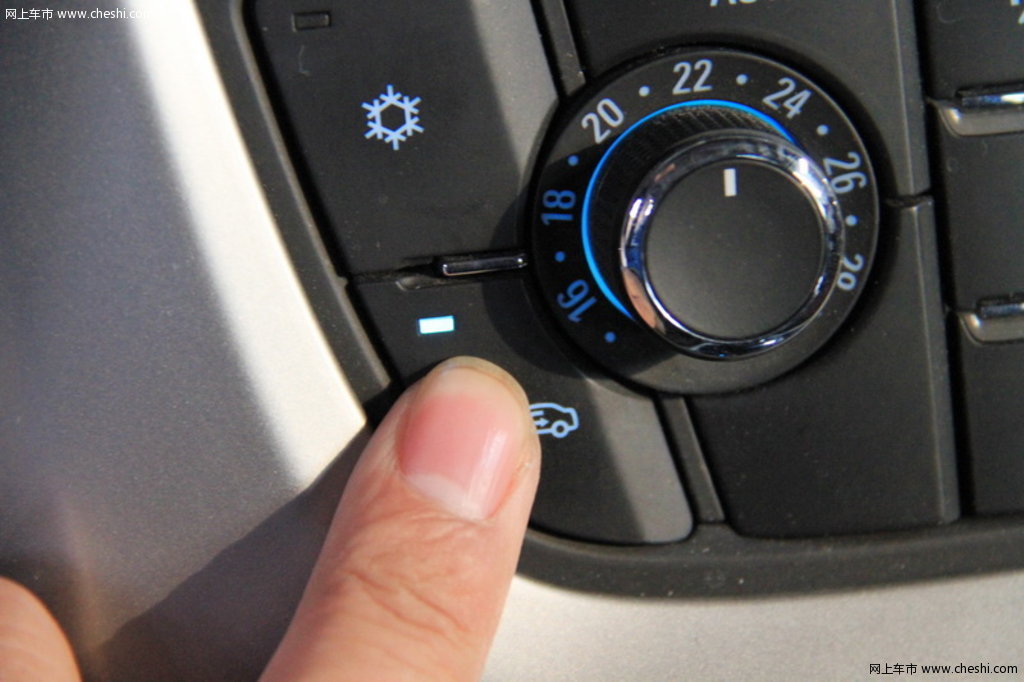 【英朗原图展示264233X264233-别克英朗图片