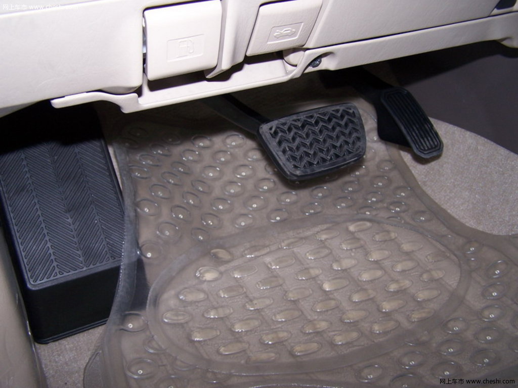 【普拉多原图展示2746X2746-丰田普拉多图片