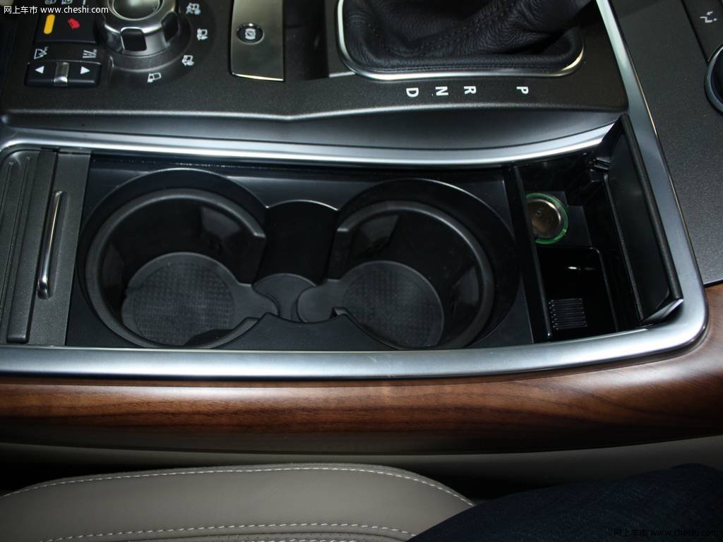 【揽胜运动版原图展示260102X260102-路虎揽