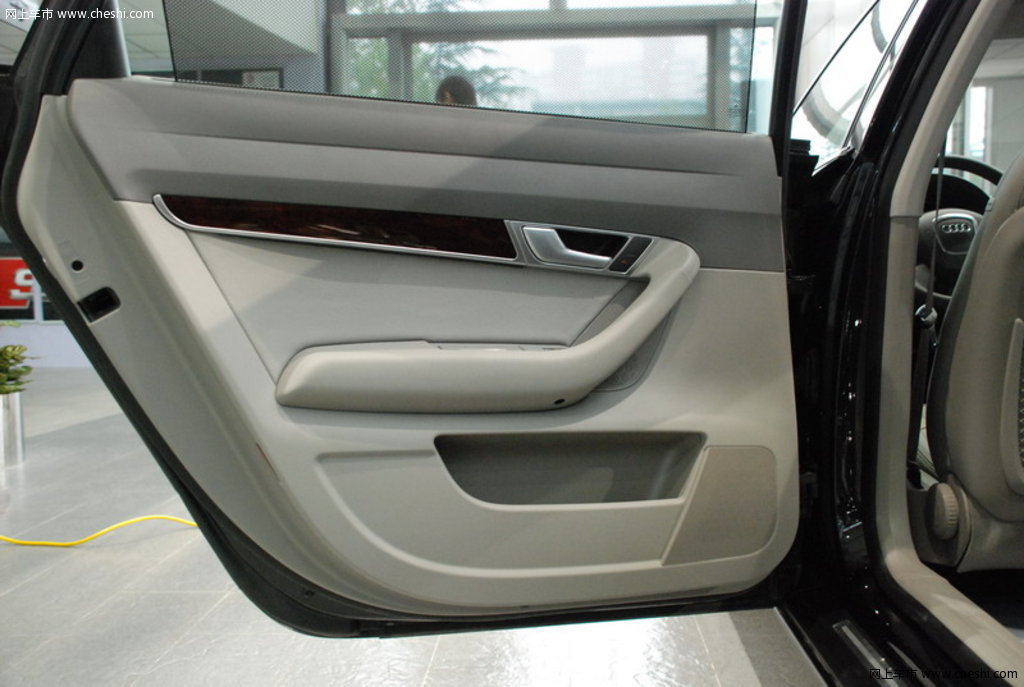 奥迪 新a6l 2008款 车门内衬正面 车厢座椅
