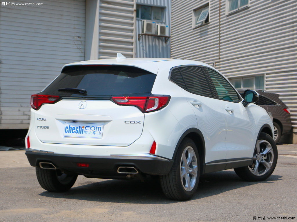 讴歌CDX 图片
