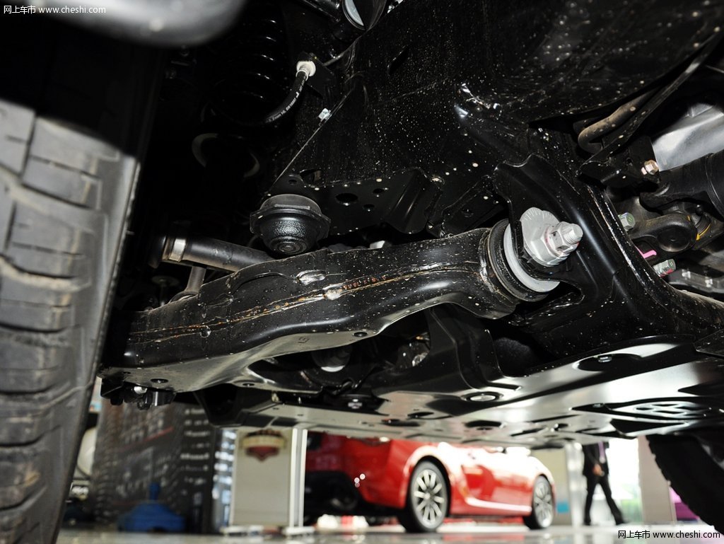 2010款 普拉多 4.0l at vx navi 7座动力底盘