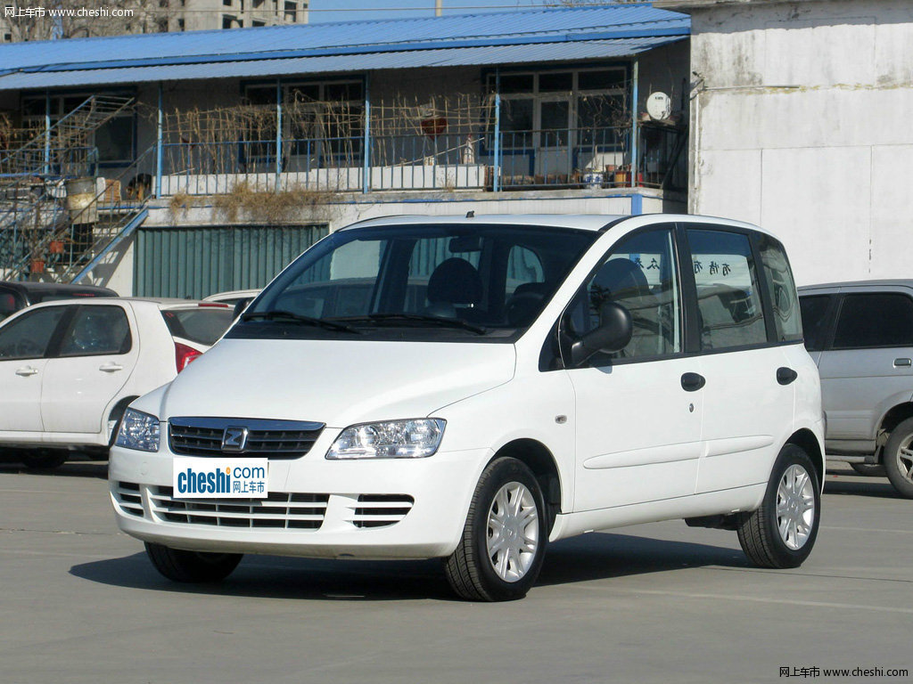 众泰M300 2010款 1.6L 手动豪华型 5座外观整