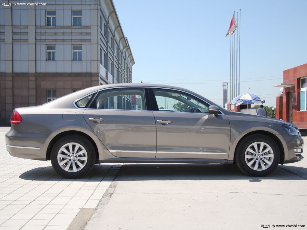 【帕萨特原图展示338541x338541-大众帕萨特