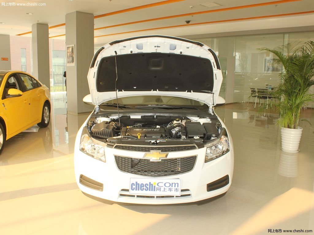 原图展示444014X444014-雪佛兰科鲁兹图片大