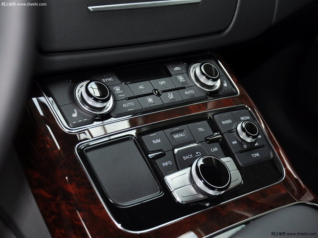 奥迪a8 45tfsi quattro 舒适型 2013款其他细节