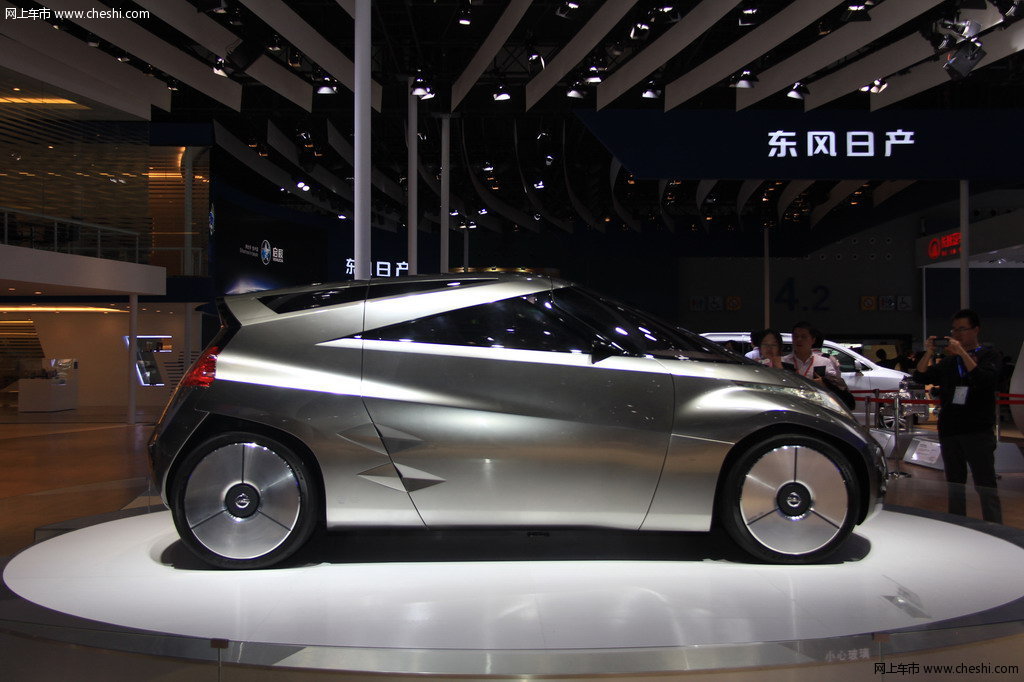 2013款+骊威跨界