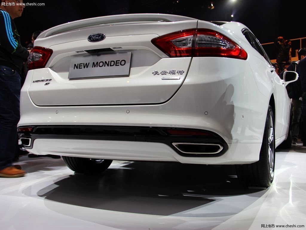 2013款+新蒙迪欧外观整体