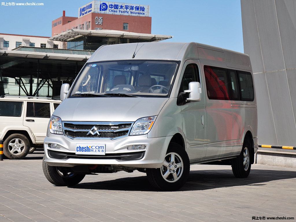 大通v80外观整体