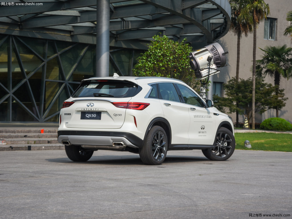 英菲尼迪qx50 图片