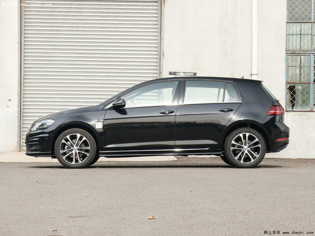 锰石黑高尔夫 2019款 280tsi dsg r-line型国vi外观整体图片(8/8)