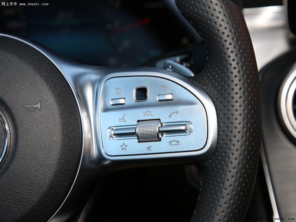 奔驰c260coupe内饰,奔驰c260coupe2020款 黑色奔驰c级(进口 2021款 c 260轿跑车内饰中控图片(4/41)_网上车市
