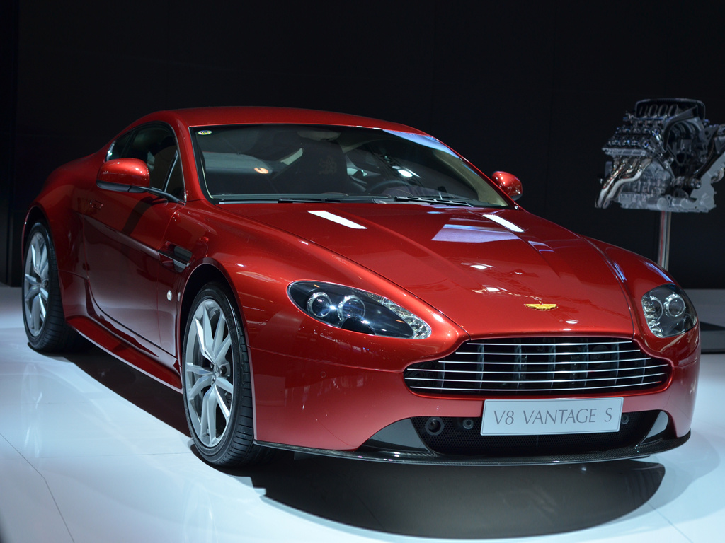 阿斯顿·马丁V8 Vantage 图片