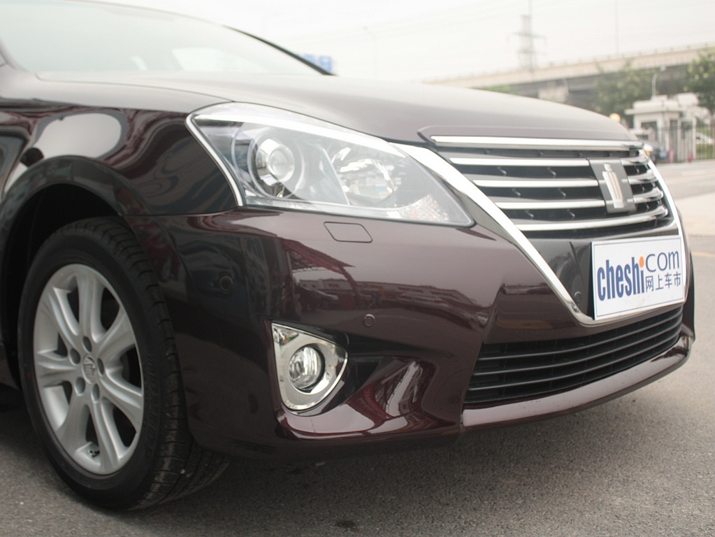 皇冠 2012款 皇冠 V6 3.0 AT Royal Saloon图片