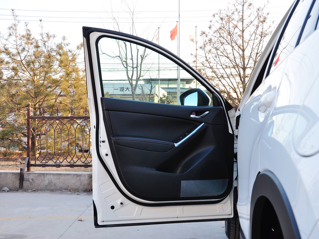 马自达CX-5 2.5L 自动 四驱豪华型 2013款图片