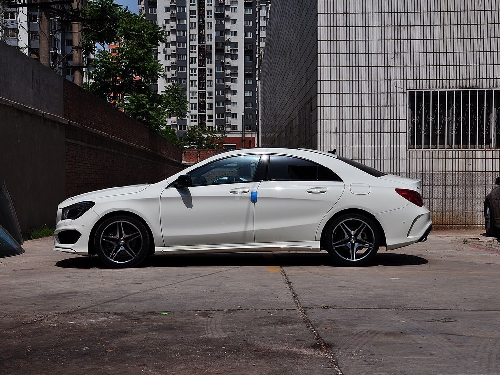 奔驰CLA CLA260 4MATIC 2014款图片