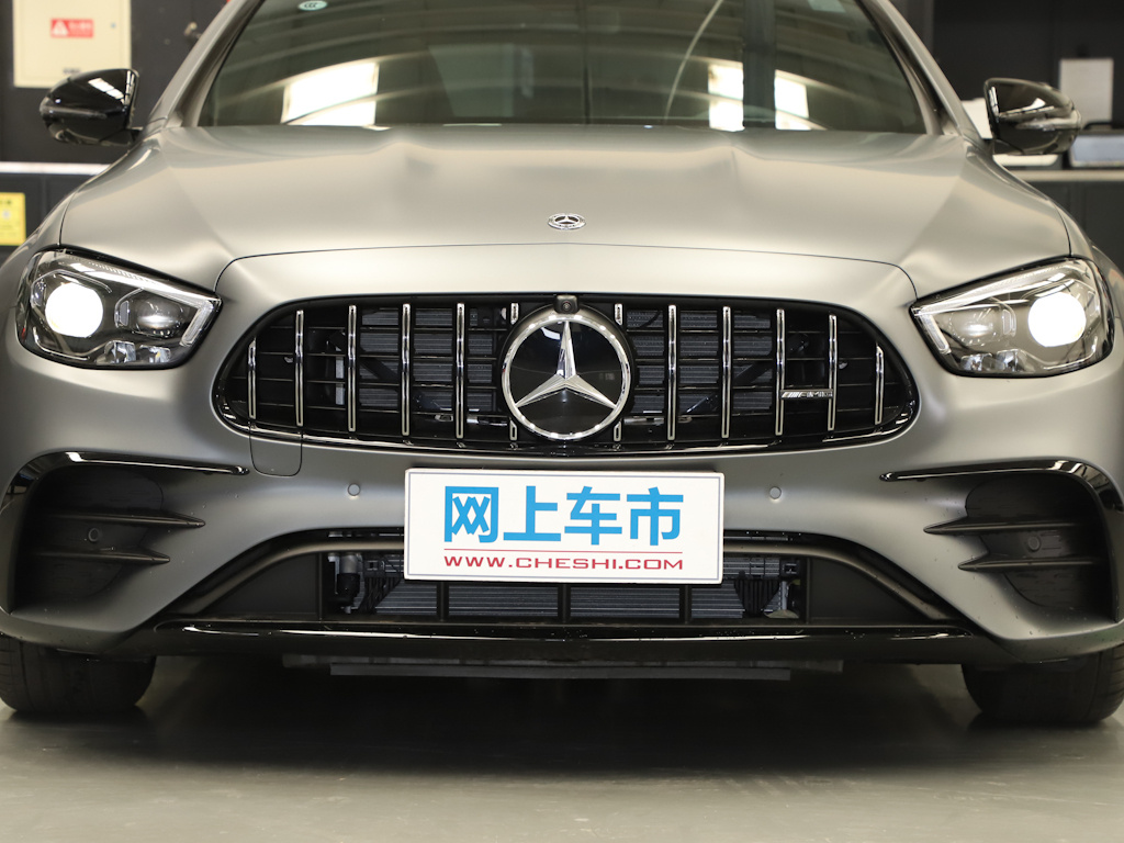 奔驰E级AMG 图片