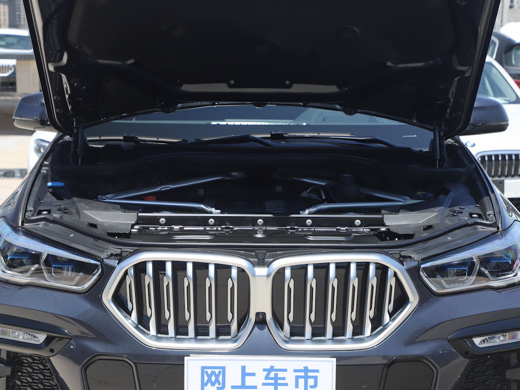 宝马X6 图片
