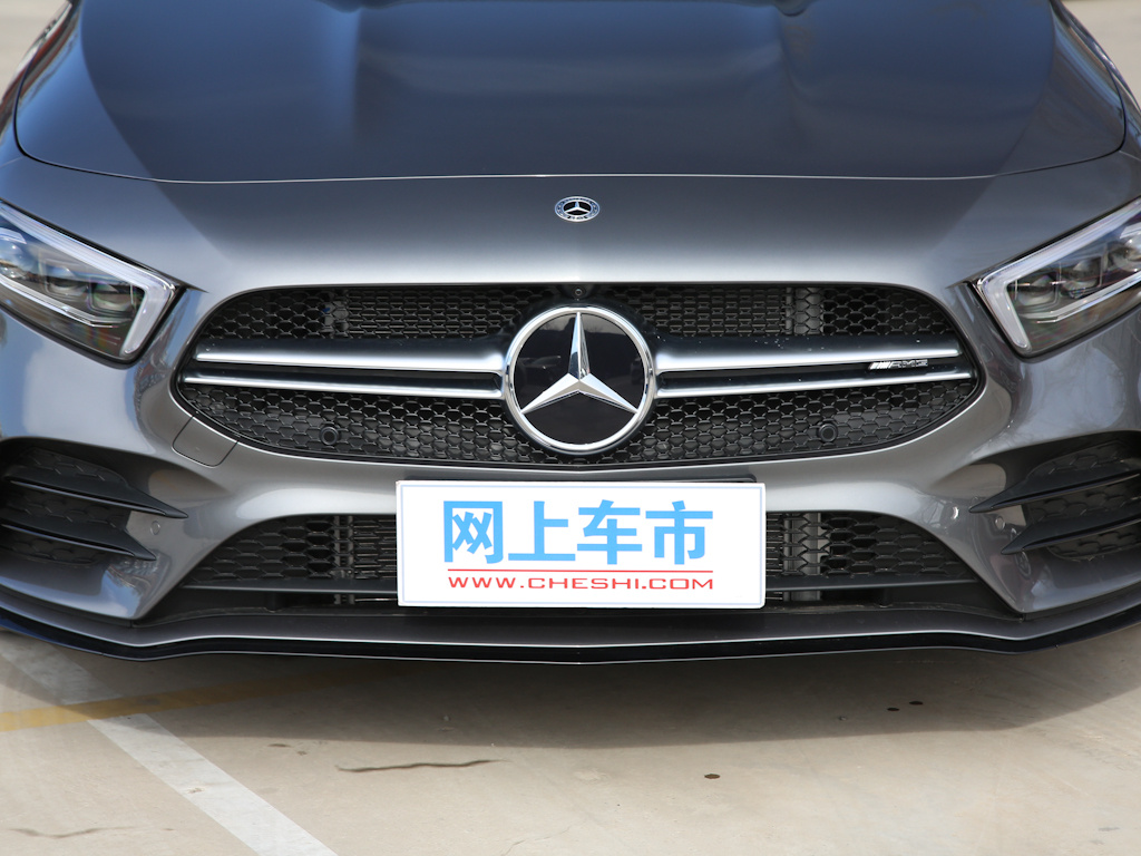 奔驰A级AMG 图片