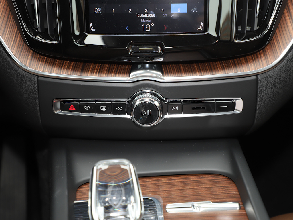 沃尔沃XC60 图片