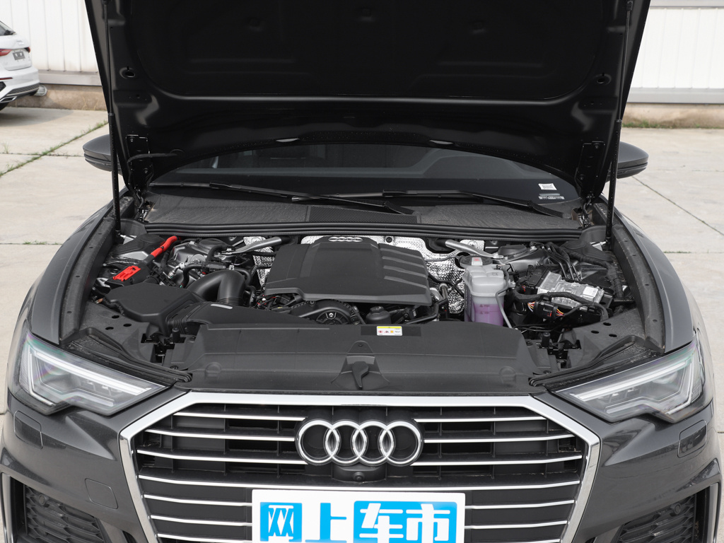 奥迪A6L 图片