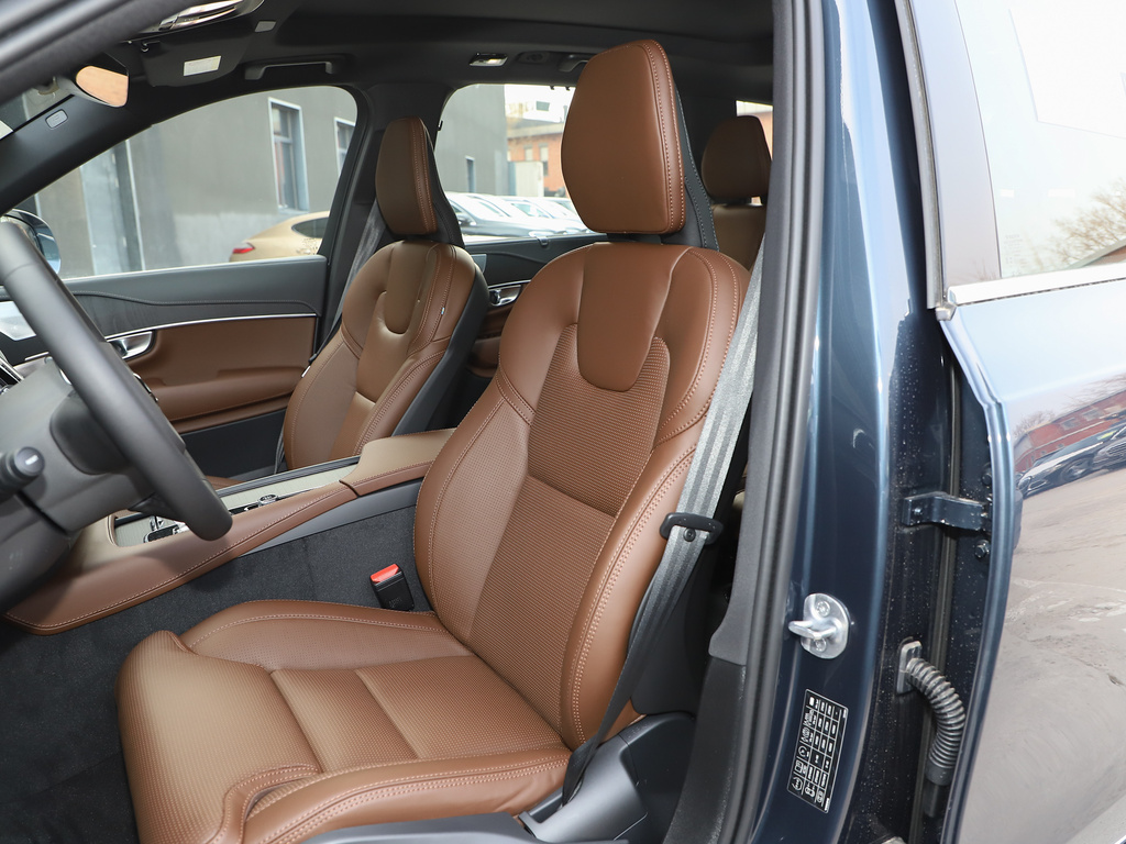 沃尔沃XC90 图片