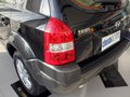 北京现代  途胜 2.0 GL 2WD MT 车辆左后大灯45度视角
