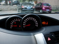 广汽丰田  1.8L CVT 方向盘后方仪表盘