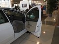 标致408 2011款 2.0 MT 舒适版图片