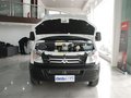 新途V80 2011款 2.5T MT 短軸中頂尊杰版圖片