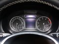 奔驰(进口)  B200 1.6T 方向盘后方仪表盘