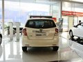 广汽丰田  逸致 1.8L CVT 车辆正后方尾部视角