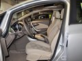 别克  GT 1.6L 手动 驾驶席座椅正视图