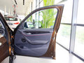 宝马X1 2013款 X1 sDrive20i 2.0T AT 运动设计套装 5座图片