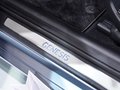 勞恩斯Genesis 圖片