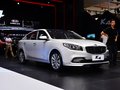 起亚K4 图片