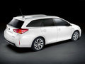 Auris Touring Sports 2013款图片